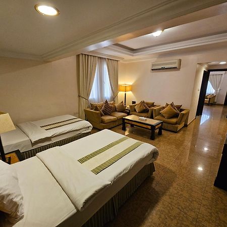 Garden Hotel Muscat By Royal Titan Group Exteriör bild