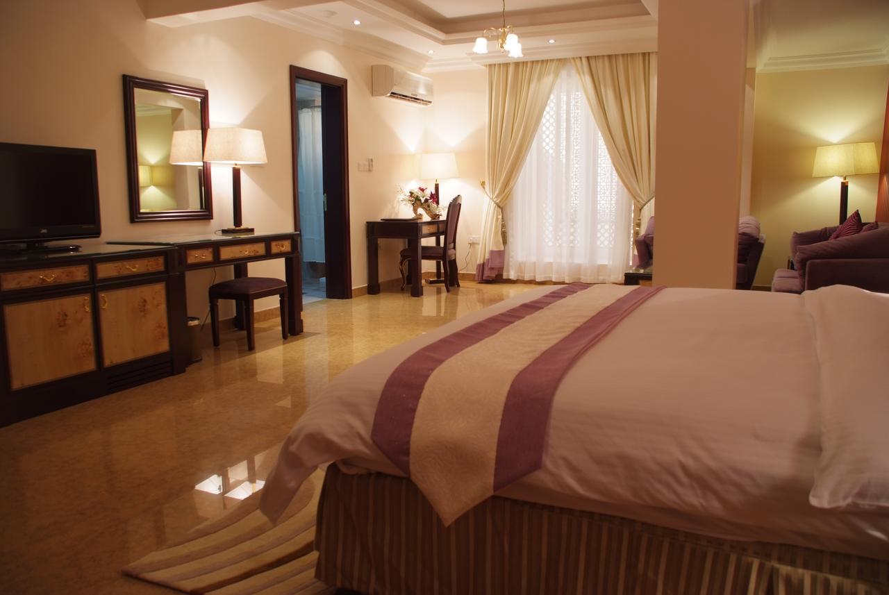 Garden Hotel Muscat By Royal Titan Group Exteriör bild