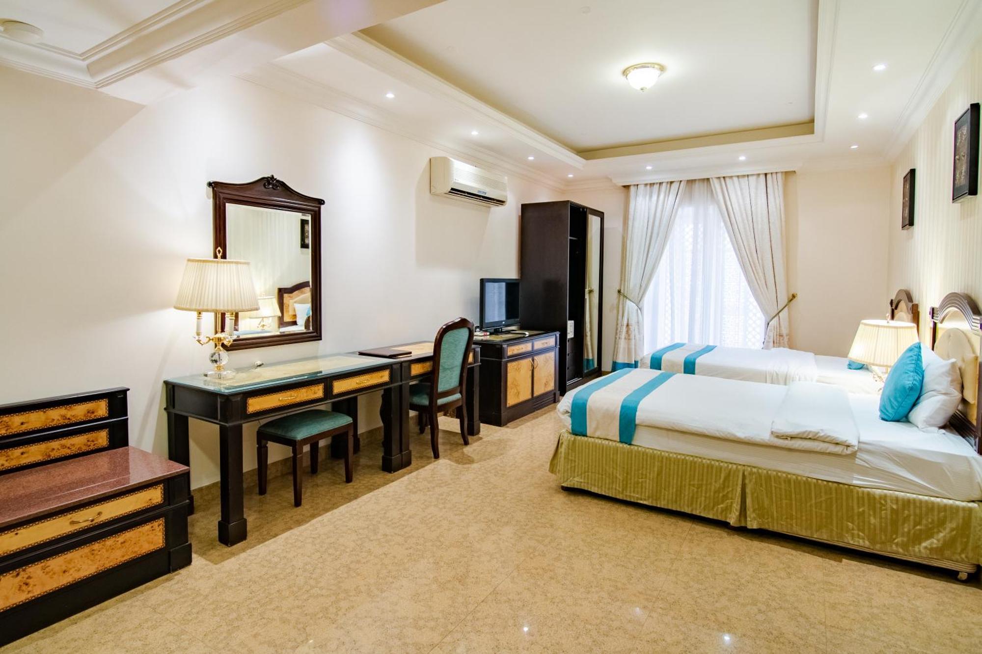 Garden Hotel Muscat By Royal Titan Group Exteriör bild